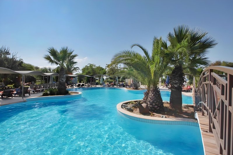 Kusadasi utazás Club Yali Resort