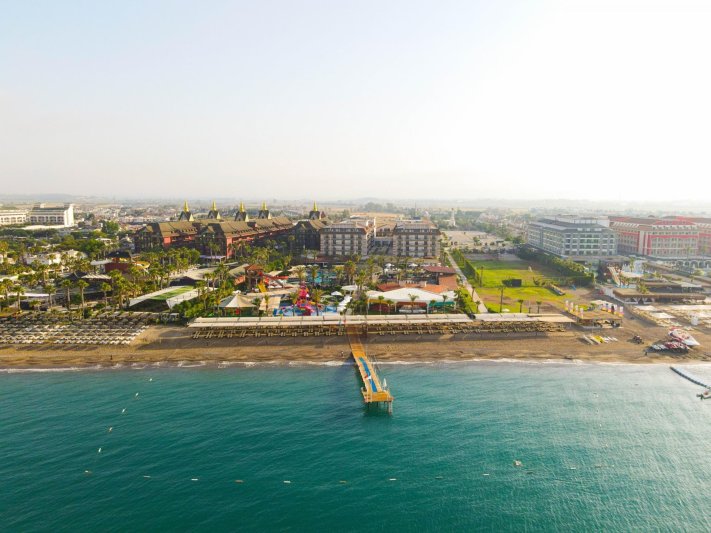 Belek utazás Crystal Family Comfort Collection