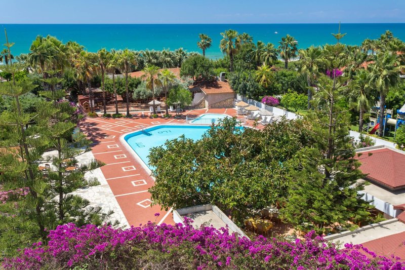 Side utazás Defne Ana