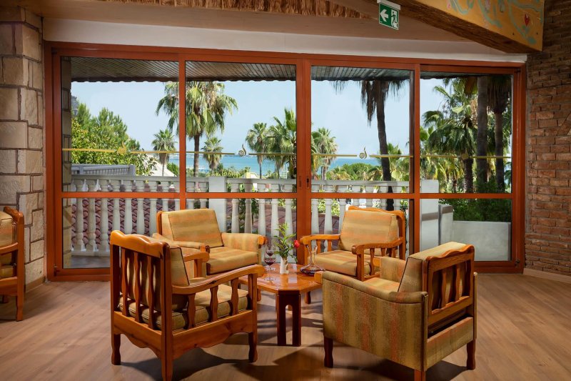 Side utazás Defne Garden