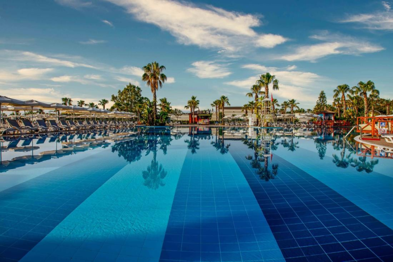 Antalya utazás Delphin Be Grand (ex: Botanik Lares)