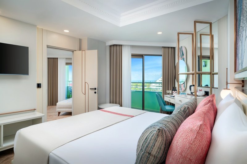 Antalya utazás Delphin Palace