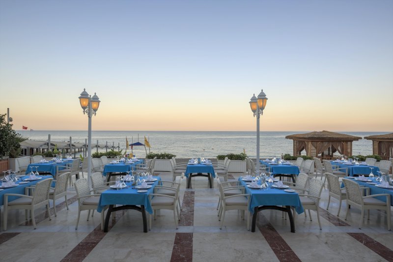 Kemer utazás Dobedan World Palace