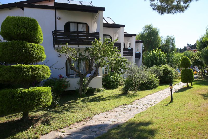 Kusadasi utazás Dogan Paradise Beach