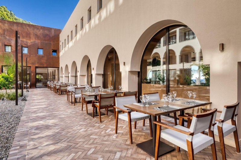 Korfu utazás Domes Of Corfu, Autograph Collection