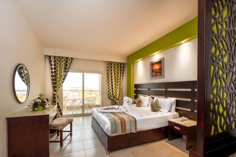 Hurghada utazás El Karma Aqua Beach Resort