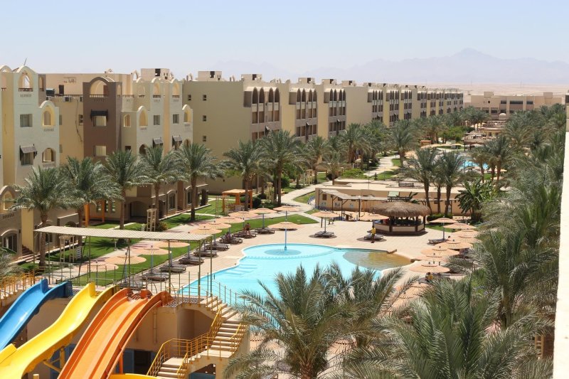 Hurghada utazás El Karma Aqua Beach Resort