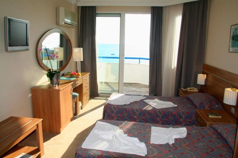 Alanya utazás Elysee Beach