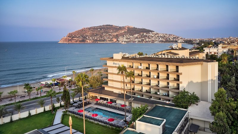 Alanya utazás Elysee Rive