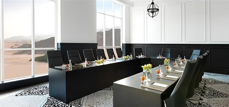 Fujairah utazás Fairmont Fujairah Beach Resort