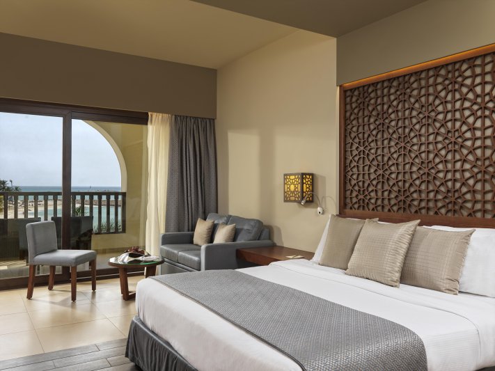 Szalála utazás Fanar Hotel & Residences