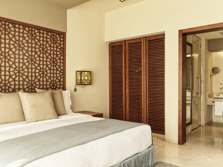 Szalála utazás Fanar Hotel & Residences