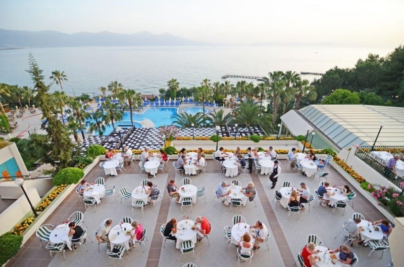 Kusadasi utazás Fantasia Hotel Deluxe