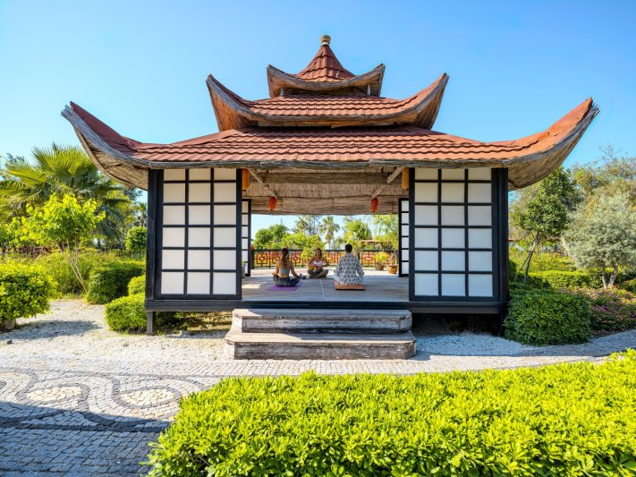 Antalya utazás Flora Garden Beach