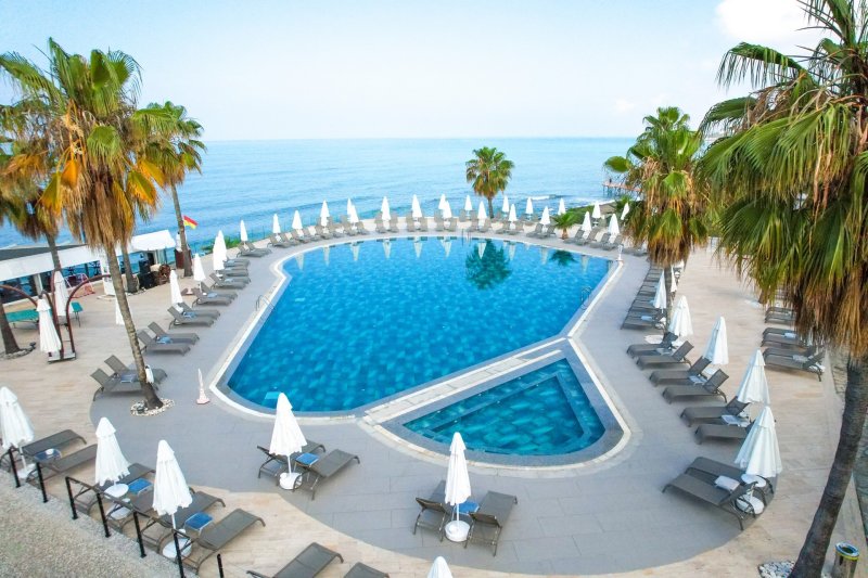 Antalya utazás Flora Garden Beach