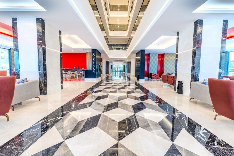 Alanya utazás Granada Luxury Red 