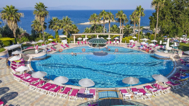 Kusadasi utazás Grand Blue Sky