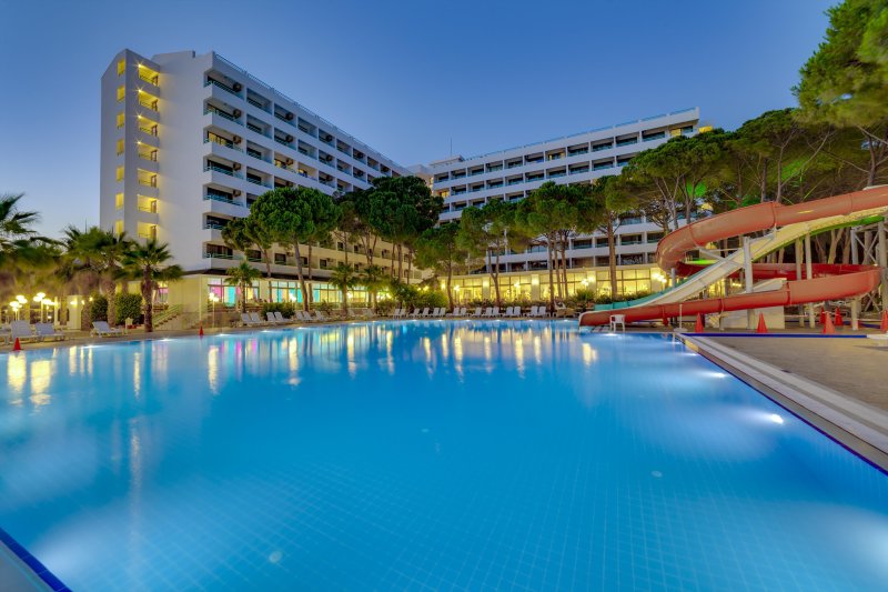 Kusadasi utazás Grand Efe