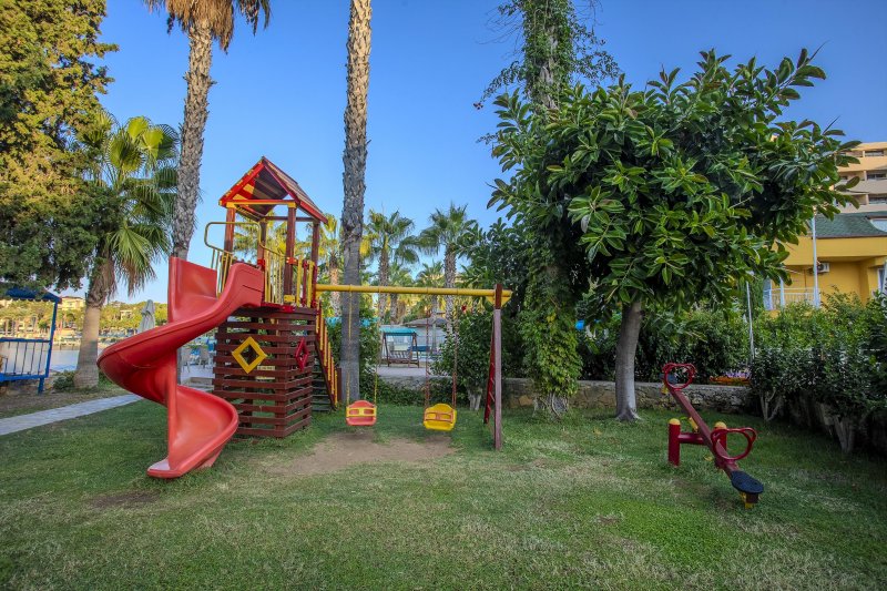 Alanya utazás Incekum Su Hotel