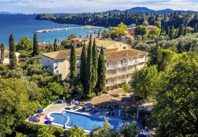 Korfu utazás Ipsos Beach