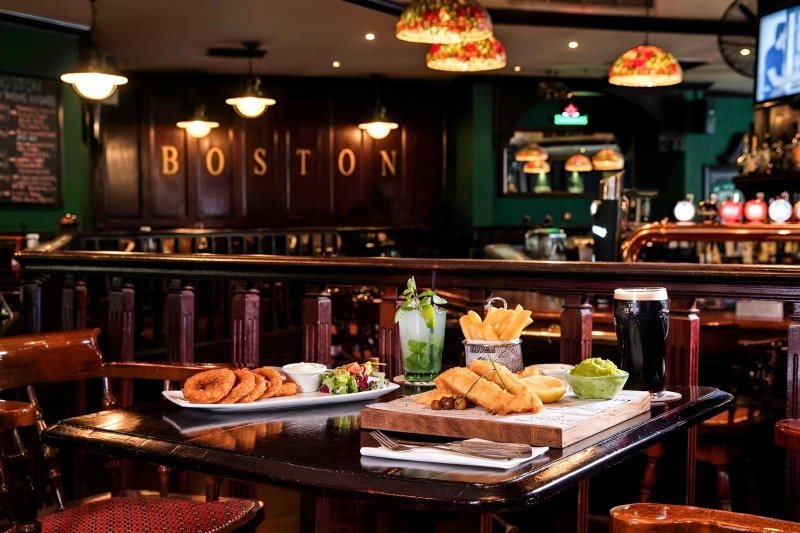 Dubai utazás Jumeirah Rotana