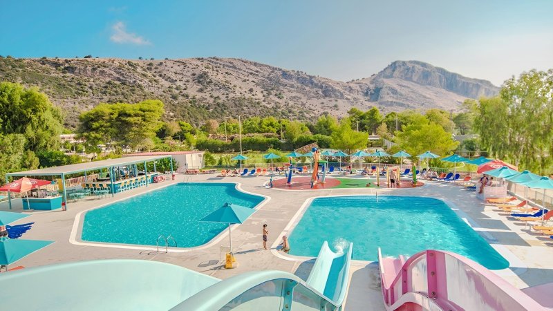 Peloponnészoszi-félsziget utazás Kalogria Beach