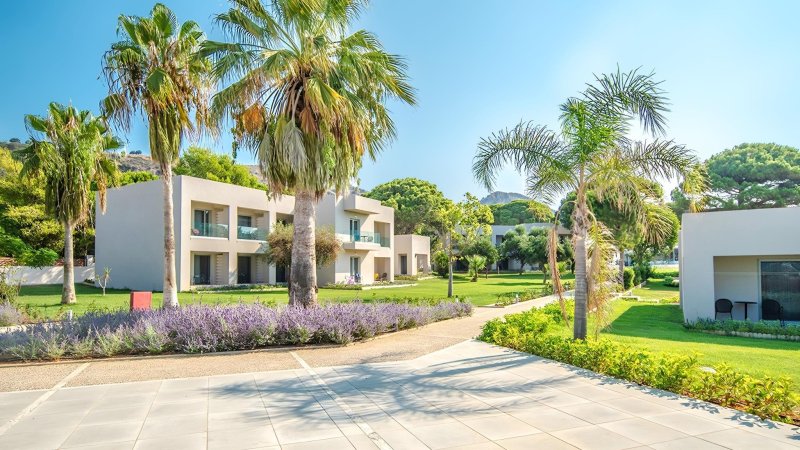 Peloponnészoszi-félsziget utazás Kalogria Beach