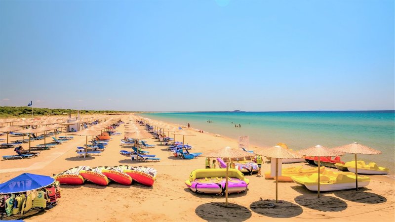 Peloponnészoszi-félsziget utazás Kalogria Beach