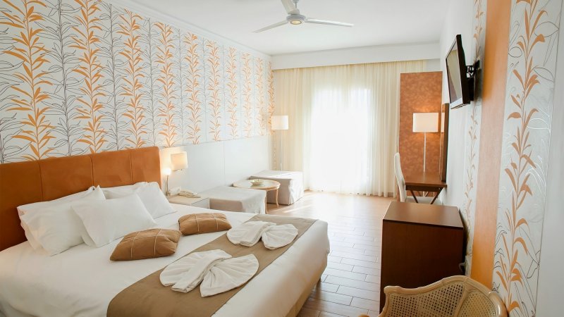 Kelet-Kréta utazás Kalyves Beach Resort