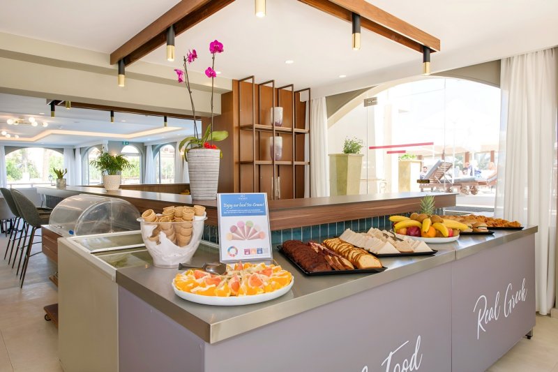 Kelet-Kréta utazás Kalyves Beach Resort