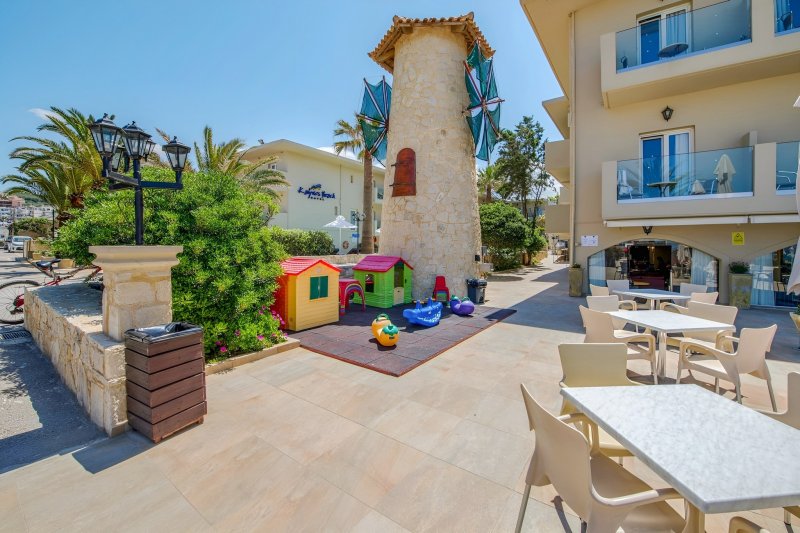 Kelet-Kréta utazás Kalyves Beach Resort