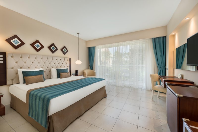 Side utazás Kamelya Aishen K. Club