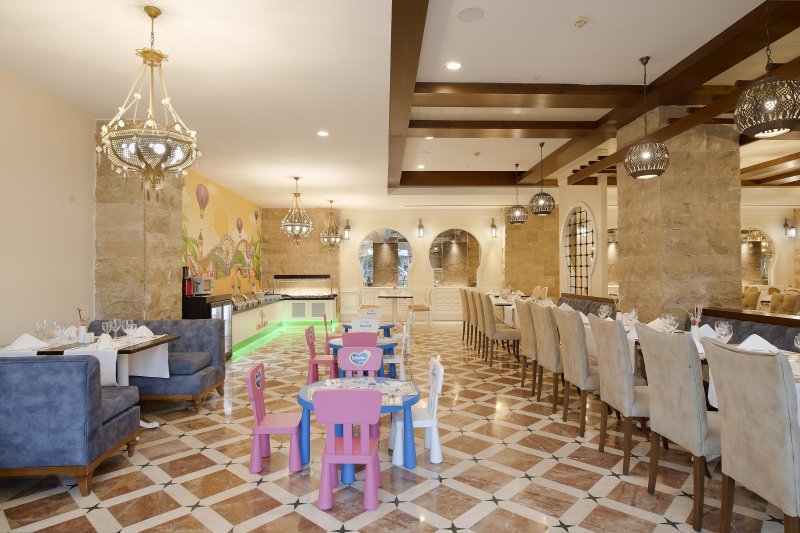 Side utazás Kamelya Fulya