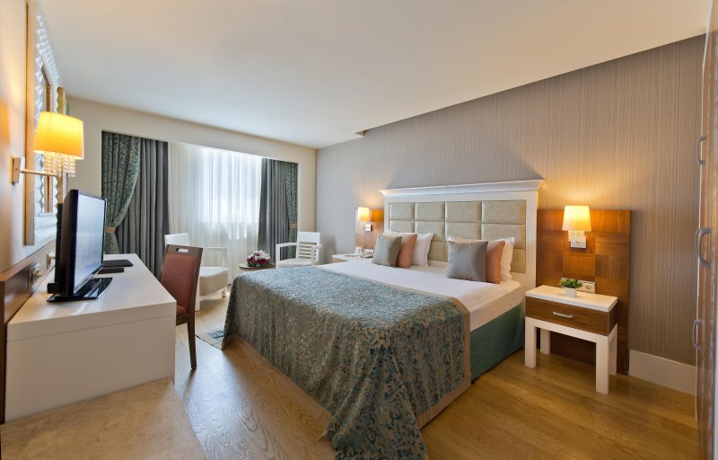 Side utazás Kamelya Selin