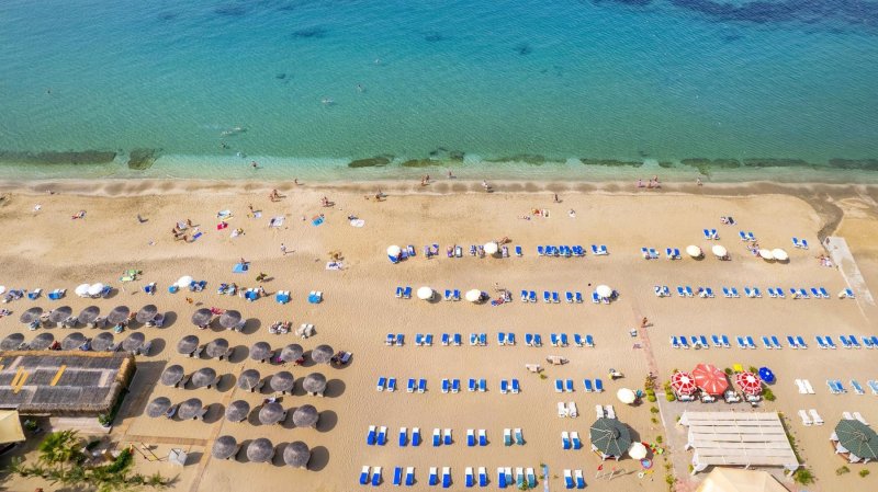 Alanya utazás Kleopatra Ada Beach