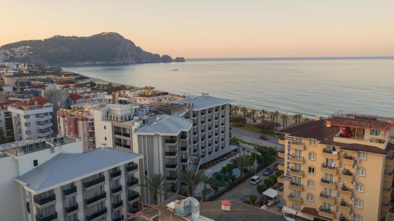 Alanya utazás Kleopatra Dreams Beach