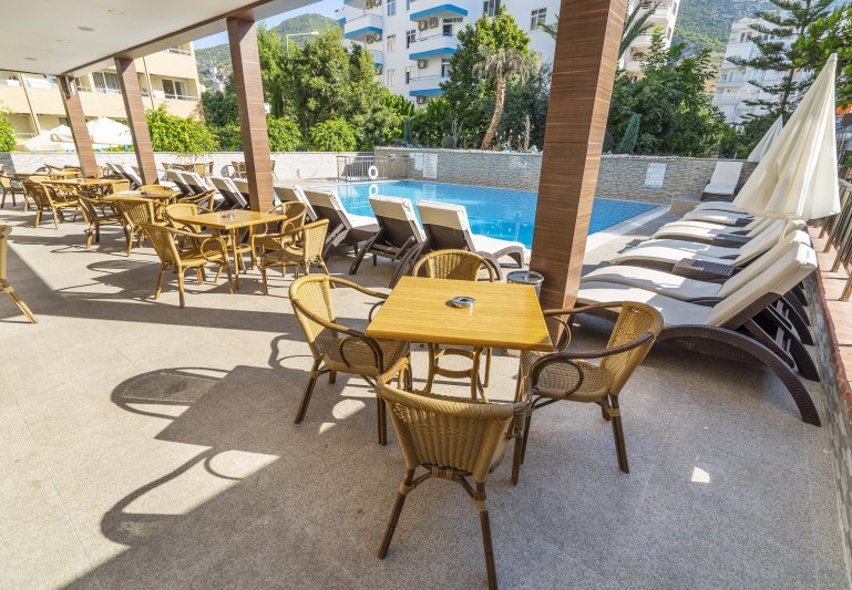 Alanya utazás Kleopatra Life