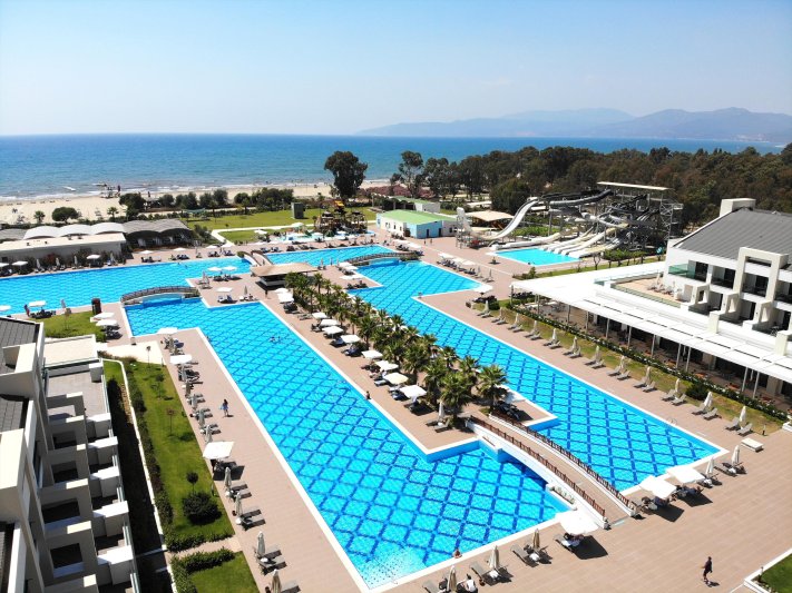Kusadasi utazás Korumar Ephesus Beach & Spa Resort