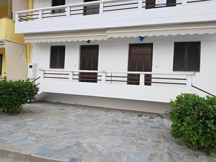 Lefkada-sziget utazás Leonidas Studios