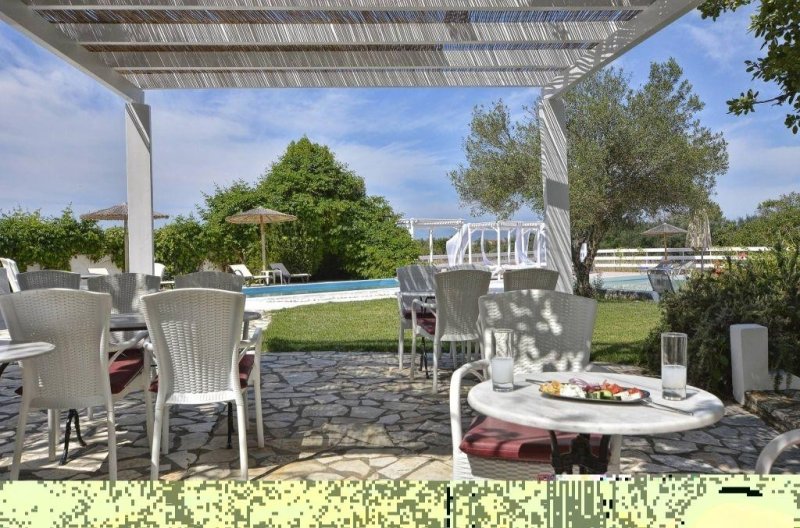 Korfu utazás Likithos Village