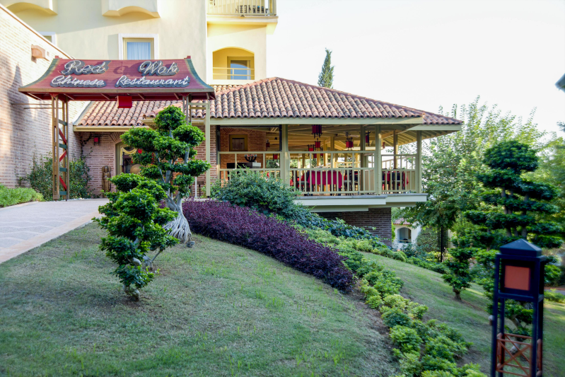 Belek utazás Limak Arcadia