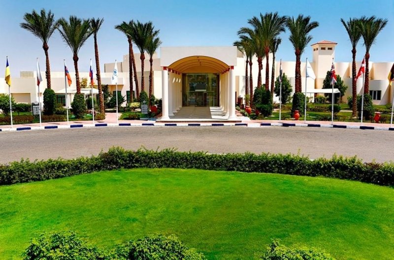 Hurghada utazás Long Beach Resort