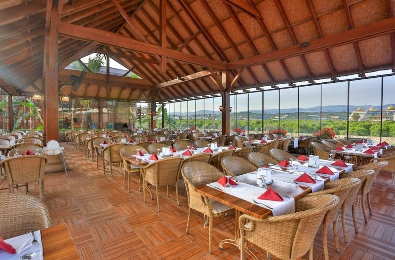 Alanya utazás Long Beach Resort