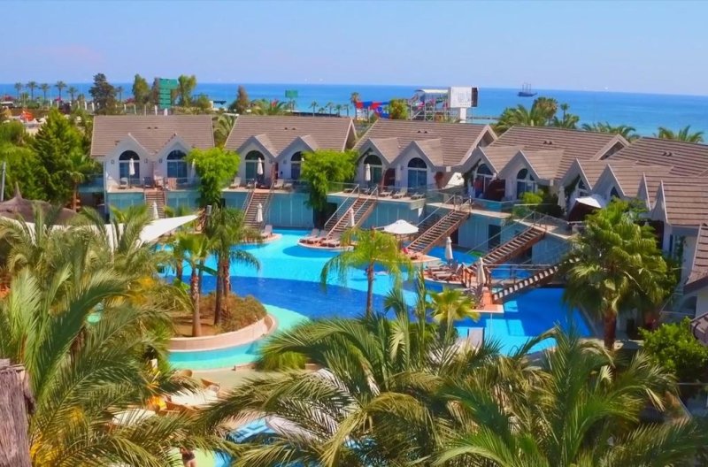 Alanya utazás Long Beach Resort
