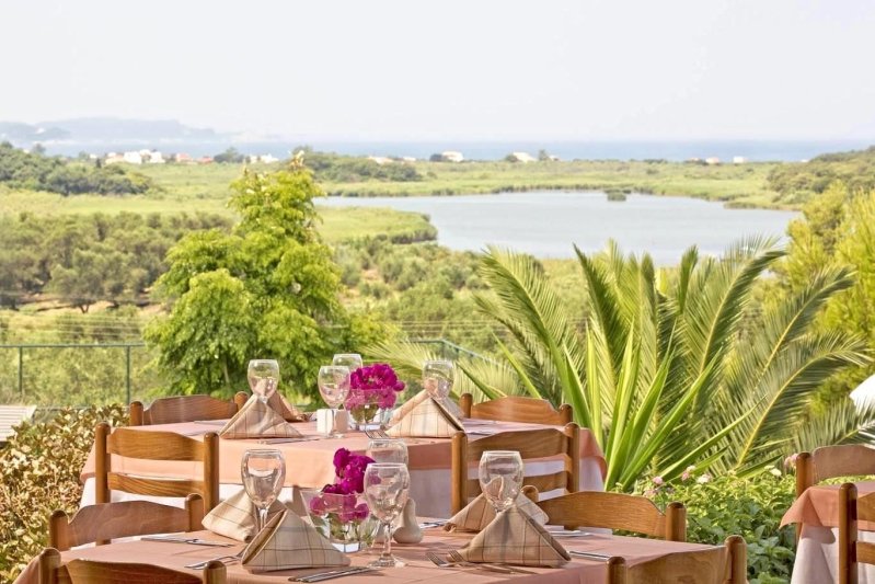 Korfu utazás Mareblue Beach