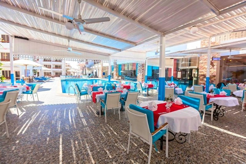 Hurghada utazás Marlin Inn Azur
