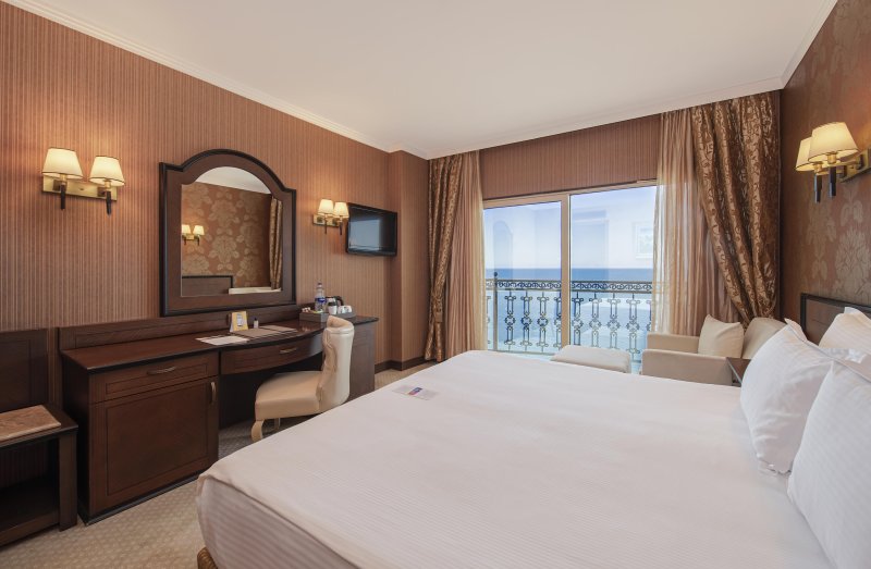 Antalya utazás Megasaray Westbeach Antalya