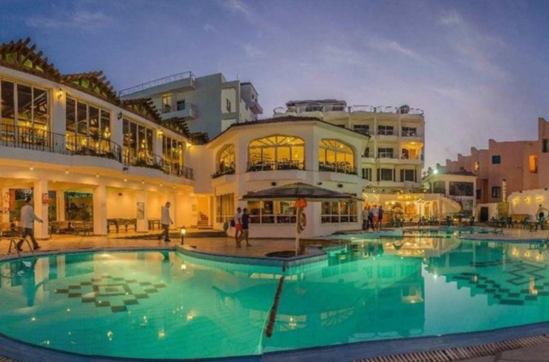 Hurghada utazás Minamark Beach Resort