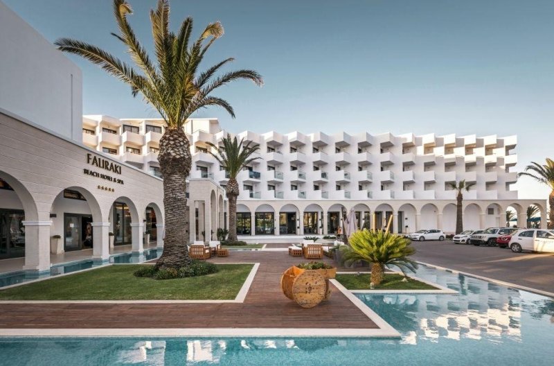 Rodosz utazás Mitsis Faliraki Beach