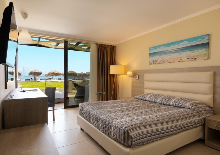 Korfu utazás Mitsis Messonghi